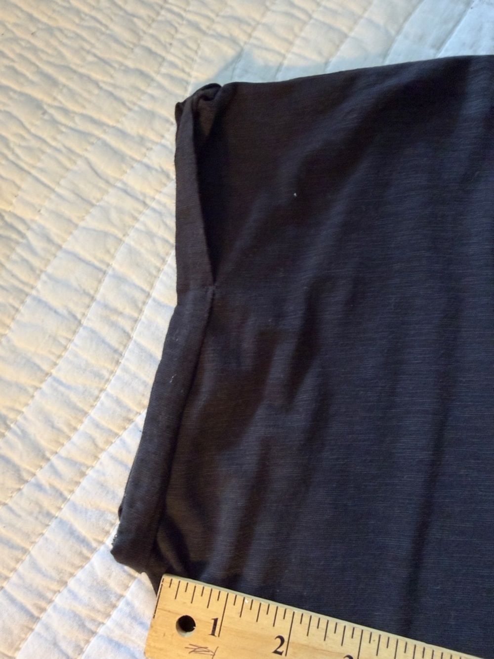 Christian Siriano Black 'Love' Script Short Sleeve Tee - Picture 5 of 7